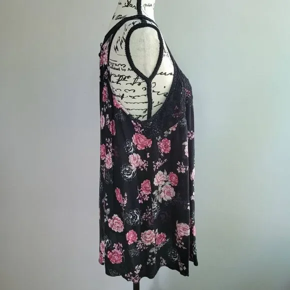 Torrid Black Floral Lace Yoke Sleeveless Women's Top - Pink Rose Print 2x - Picture 2 of 10
